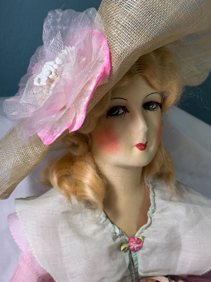 Vintage 1920s boudoir doll, cloth faced, original, lovely condition