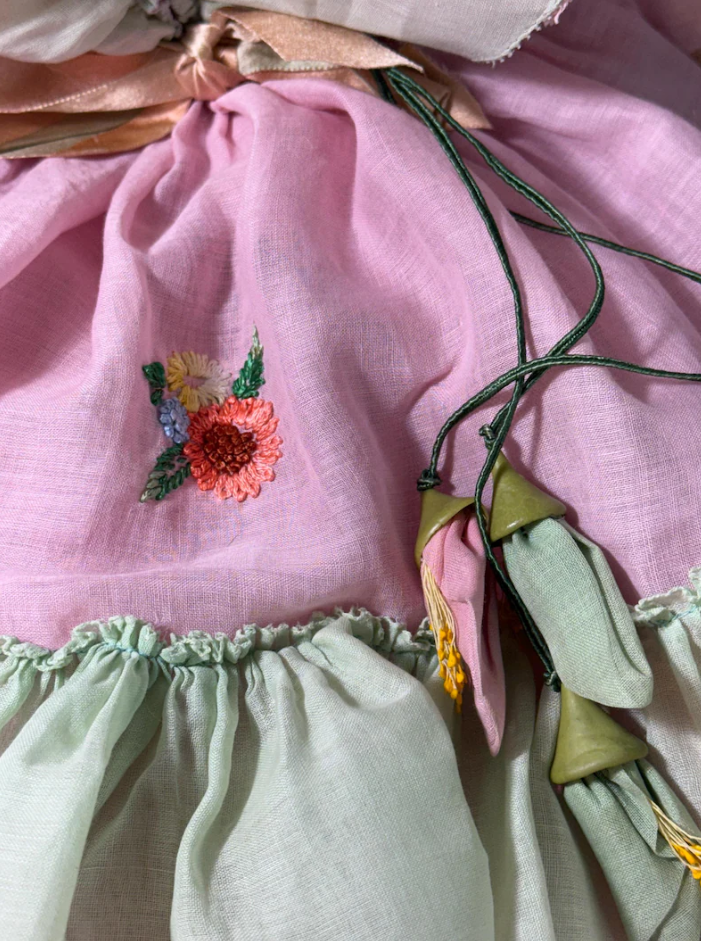 Vintage 1920s boudoir doll, cloth faced, original, lovely condition