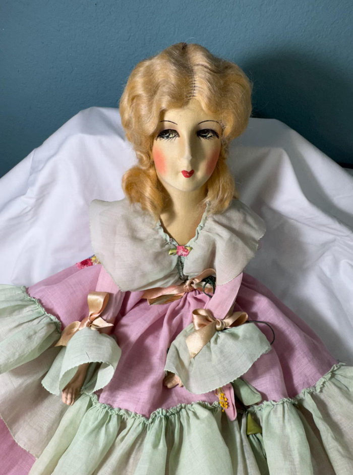 Vintage 1920s boudoir doll, cloth faced, original, lovely condition