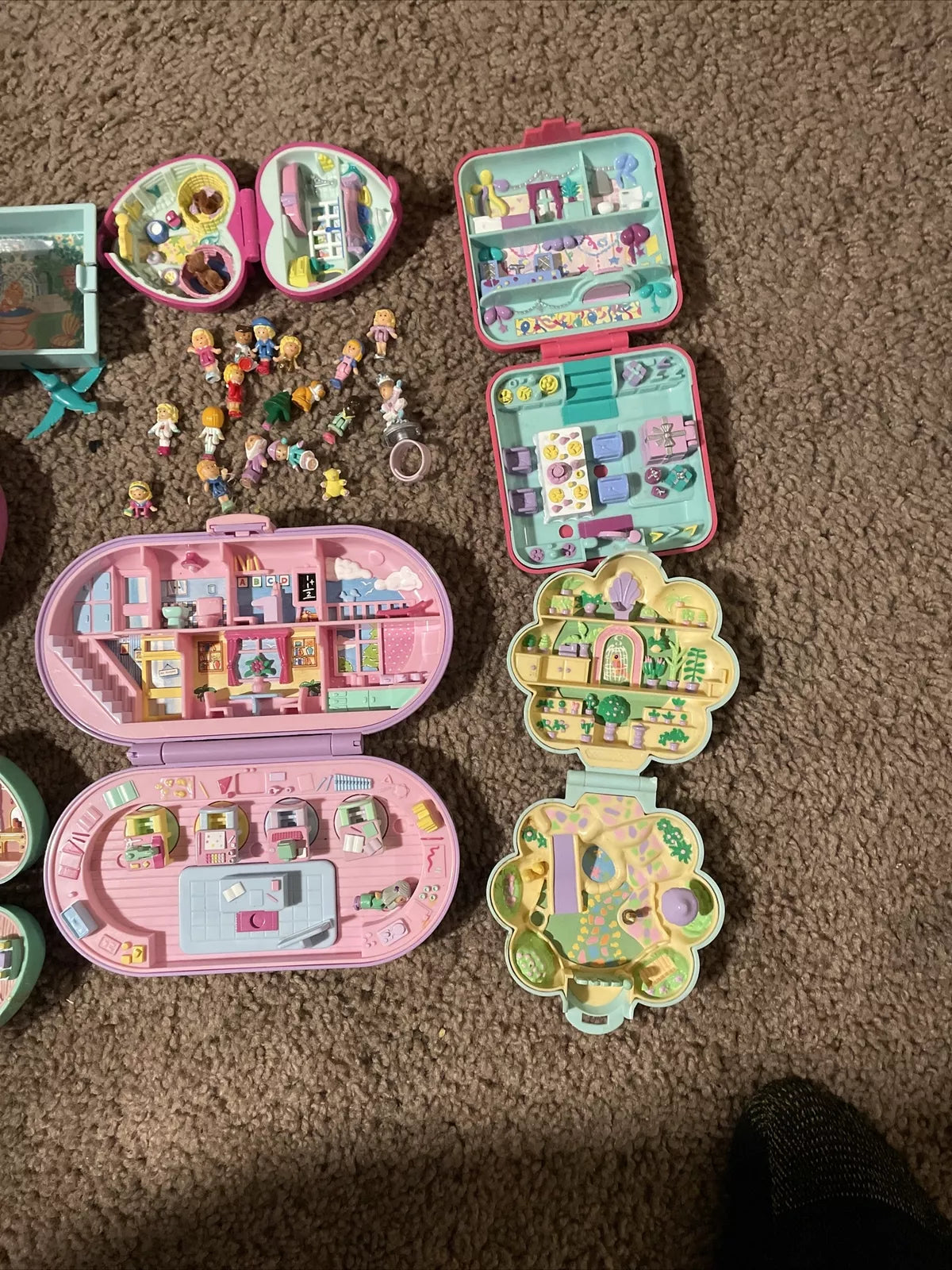 POLLY POCKET Huge Vintage Lot – Dolls, Compacts, Accessories & Bluebird Figures Sets