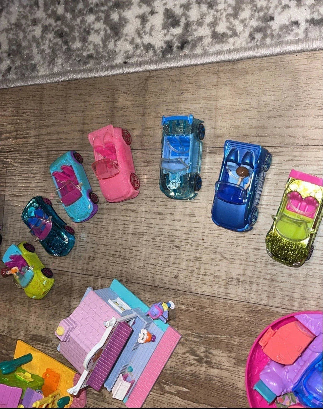 HUGE Vintage Polly Pocket Lot – Dolls, Play Sets, Clothing, Shoes, Accessories & Cars