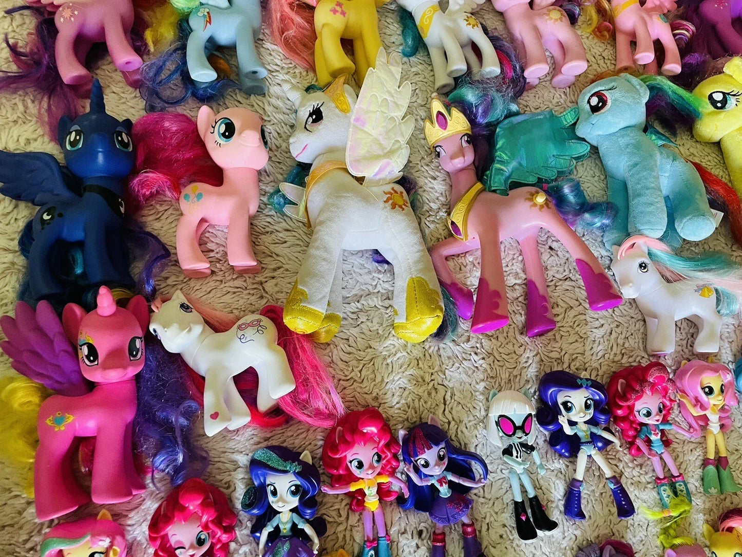 Huge collection of over 150 My Little Pony figures & plushies