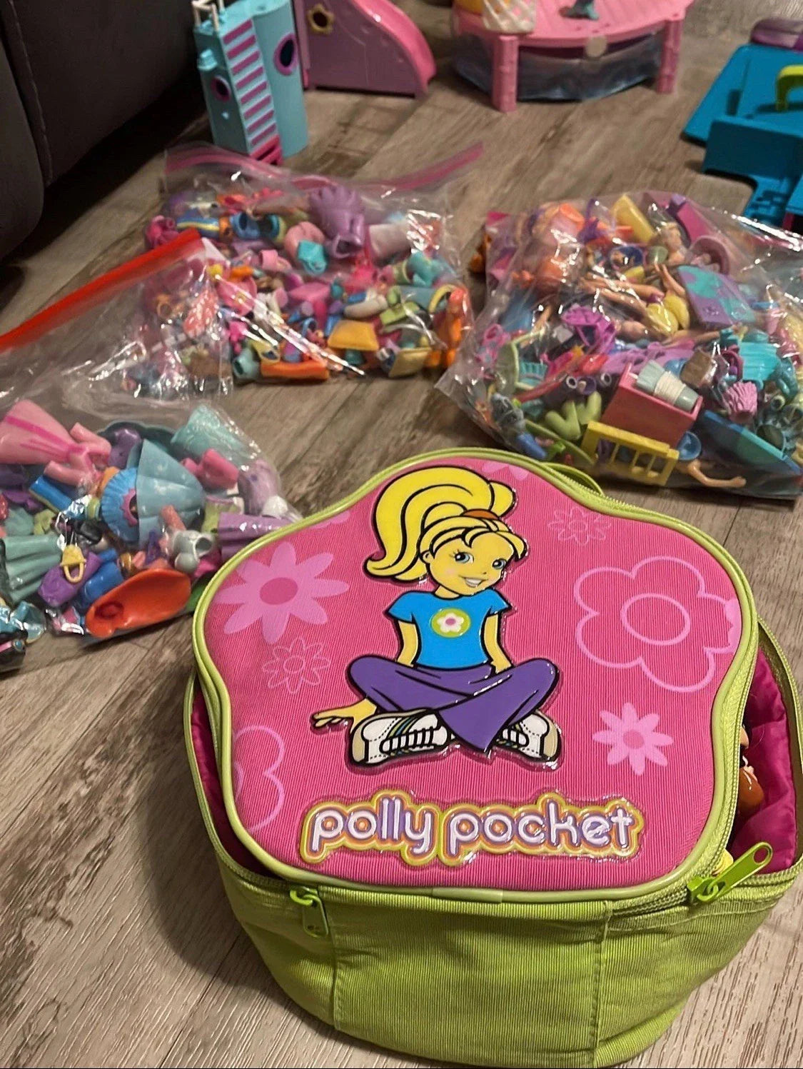 HUGE Vintage Polly Pocket Lot – Dolls, Play Sets, Clothing, Shoes, Accessories & Cars